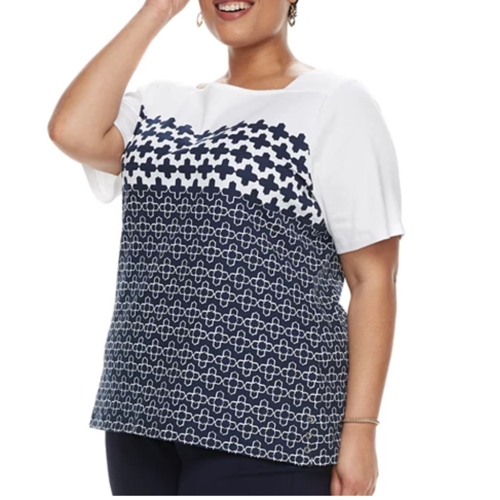Croft & Barrow XL navy print button hem square neck top